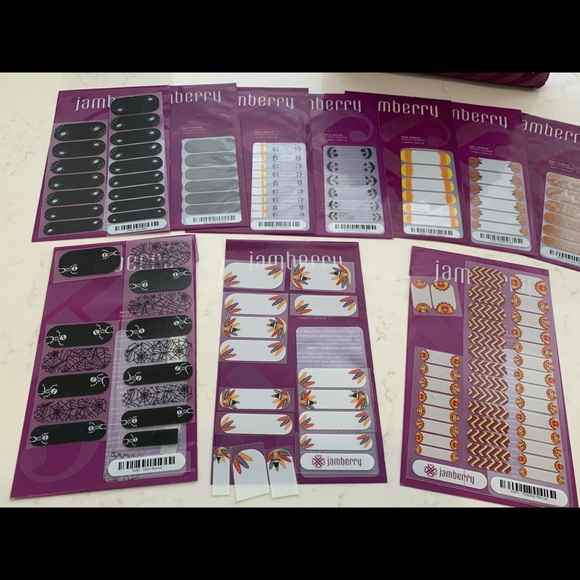 Jamberry Nail Kit - Picture 2 of 7